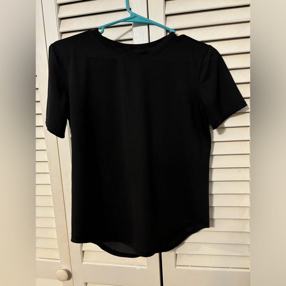 Lululemon Lightweight stretch running short sleeve shirt